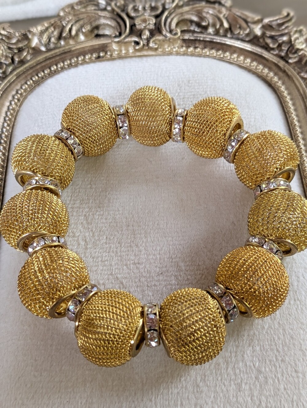 ✨ Retro Gold Mesh Ball Stretch Bracelet ✨